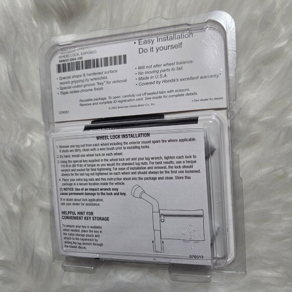 Honda Wheel Locks Set - Picture 2 of 3